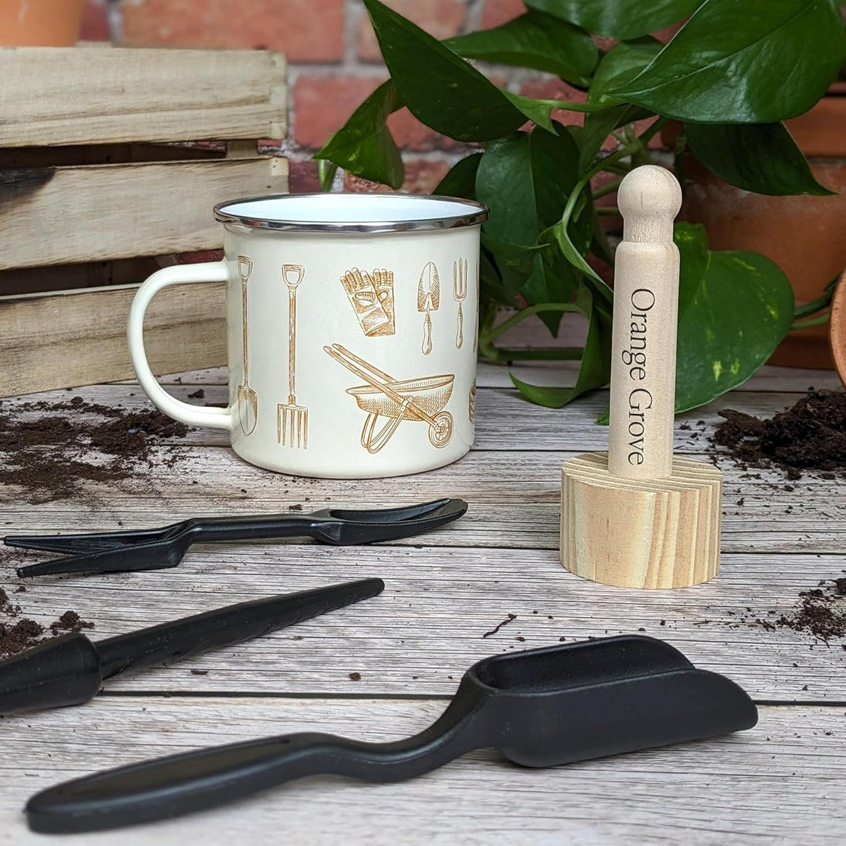 Orange Grove Mini Garden Tools and Enamel Mug Gardening Gift Set - Includes Dibber, Shovel, Seedling Extractor and Pot Tamper