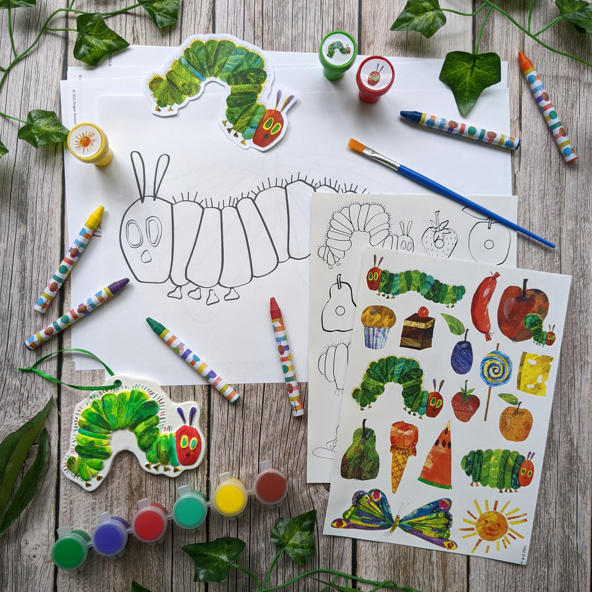 The Very Hungry Caterpillar Children's Art Activity Set - Includes Paints, Crayons and Stickers