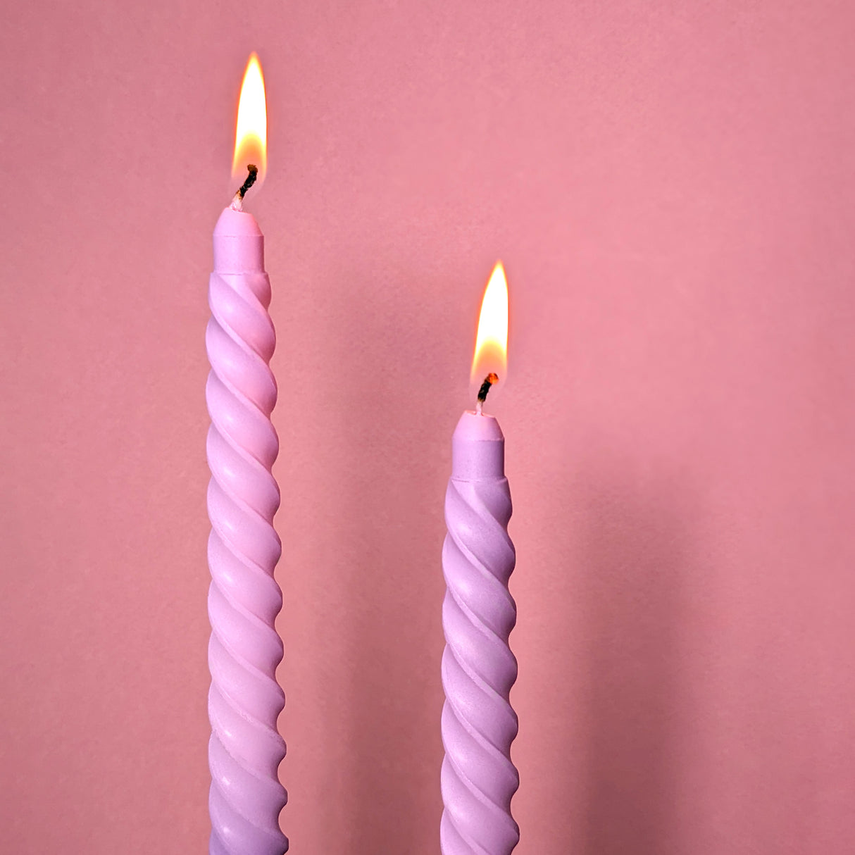 Willow and Belle Purple Ombre Candle & Crystal Set - Includes Two Twisted Candles and Three Crystal Stones